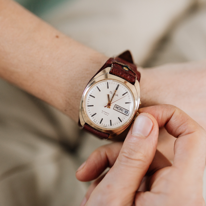 Jak wybrać idealny zegarek na co dzień?