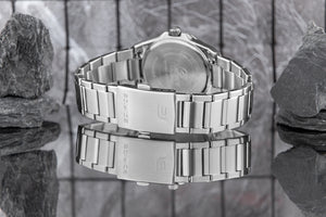 99ec6cb981e9e4af4705ef78f077b09a